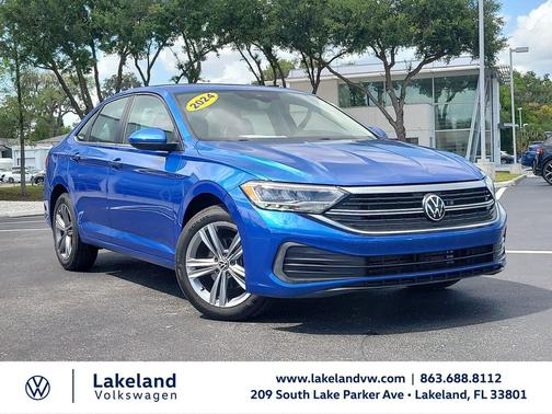 Rising Blue Metallic 2024 Volkswagen Jetta 1.5T SE