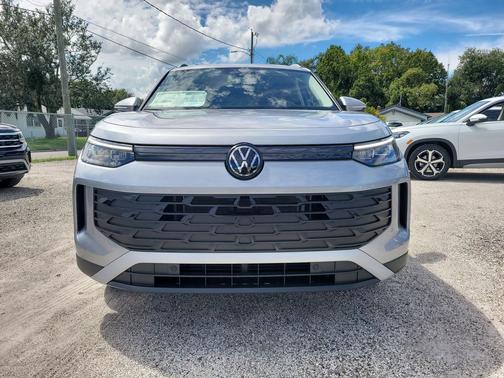 2025 Volkswagen Tiguan 2.0T SE 4MOTION