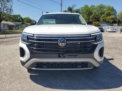 2025 Volkswagen Atlas 2.0T Peak Edition