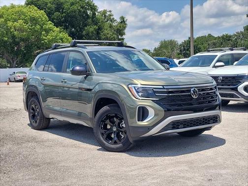2025 Volkswagen Atlas 2.0T Peak Edition