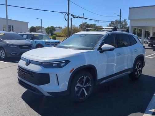 2025 Volkswagen Tiguan 2.0T SE 4MOTION