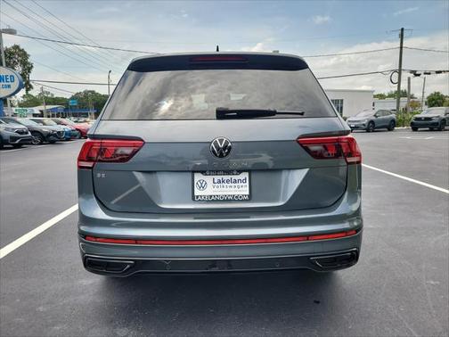 2024 Volkswagen Tiguan 2.0T SE R-Line Black