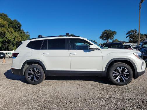 2026 Volkswagen Atlas 2.0T SE