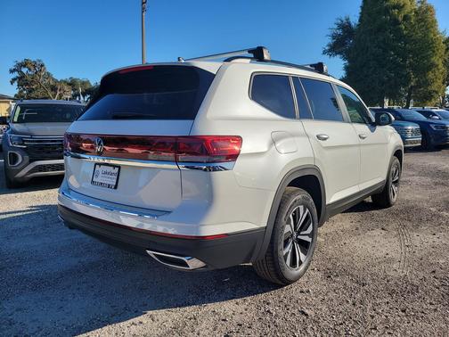 2026 Volkswagen Atlas 2.0T SE
