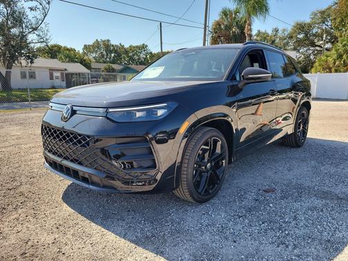 2026 Volkswagen Tiguan 2.0T SE R-Line Black