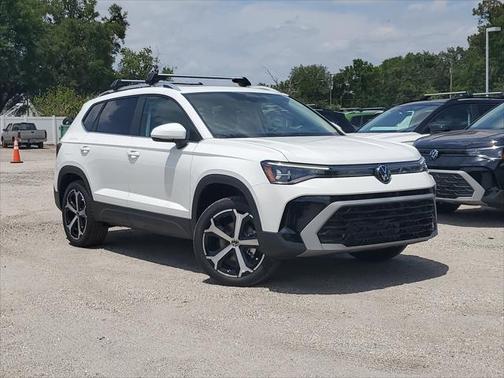 2025 Volkswagen Taos 1.5T SEL