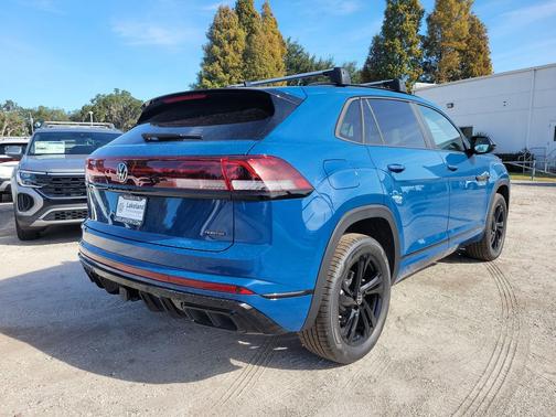 2026 Volkswagen Atlas Cross Sport 2.0T SEL