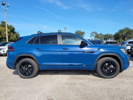 2026 Volkswagen Atlas Cross Sport 2.0T SEL