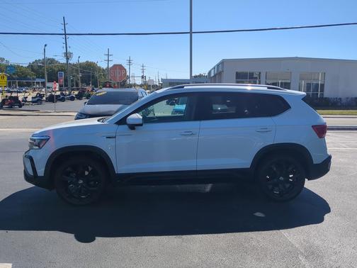 2022 Volkswagen Taos 1.5T SE