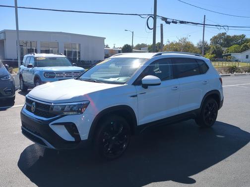 2022 Volkswagen Taos 1.5T SE