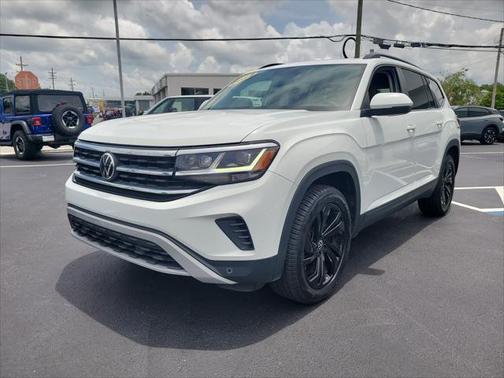 2022 Volkswagen Atlas 2.0T SE w/Technology