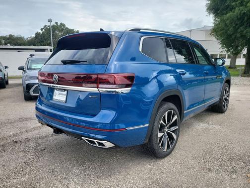 2026 Volkswagen Atlas 2.0T SEL Premium R-Line 4MOTION
