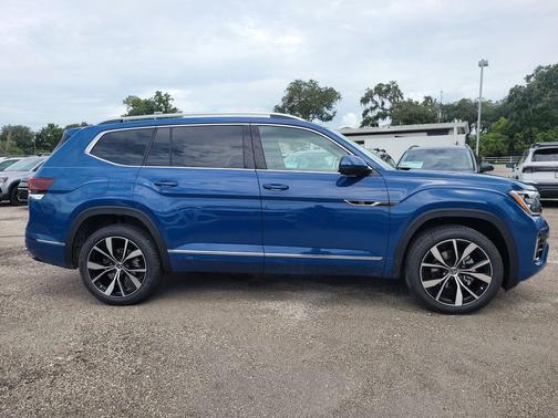 2026 Volkswagen Atlas 2.0T SEL Premium R-Line 4MOTION