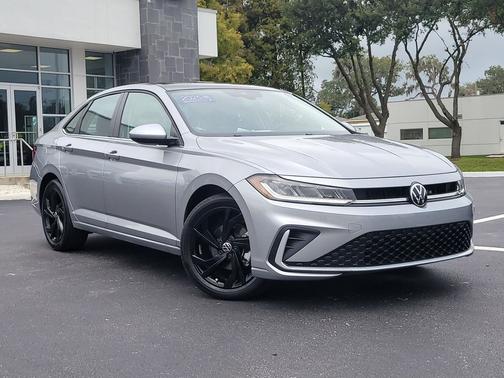 2025 Volkswagen Jetta 1.5T SE