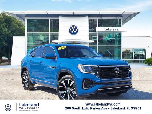 2025 Volkswagen Atlas Cross Sport 2.0T SEL Premium