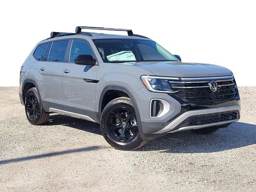 pure gray 2026 Volkswagen Atlas Peak Edition