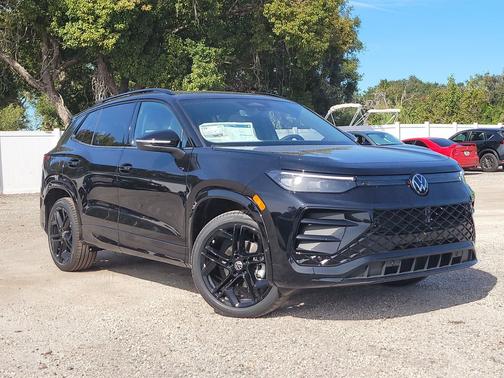 2026 Volkswagen Tiguan 2.0T SE R-Line Black