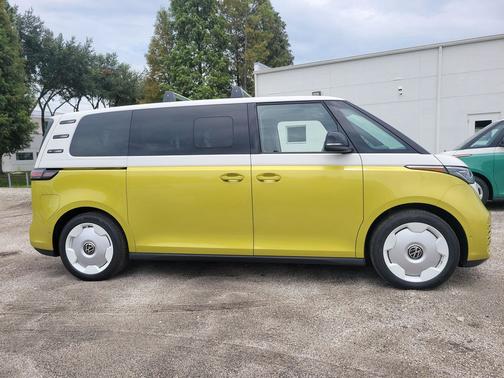 2025 Volkswagen ID. Buzz 1st Edition with 4MOTION