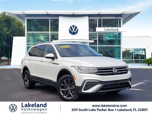 2023 Volkswagen Tiguan 2.0T SE