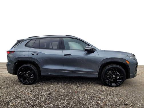 platinum gray metallic 2026 Volkswagen Tiguan 2.0T SE R-Line Black 4MOTION
