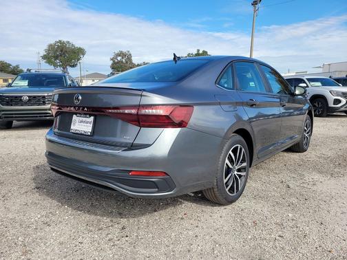 2026 Volkswagen Jetta 1.4T SE