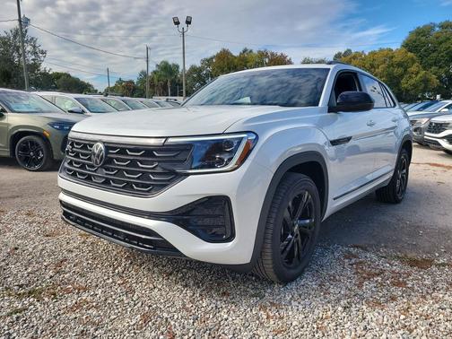 2026 Volkswagen Atlas Cross Sport 2.0T SEL