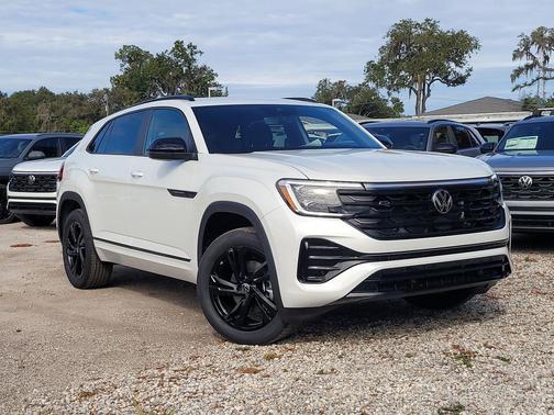 2026 Volkswagen Atlas Cross Sport 2.0T SEL
