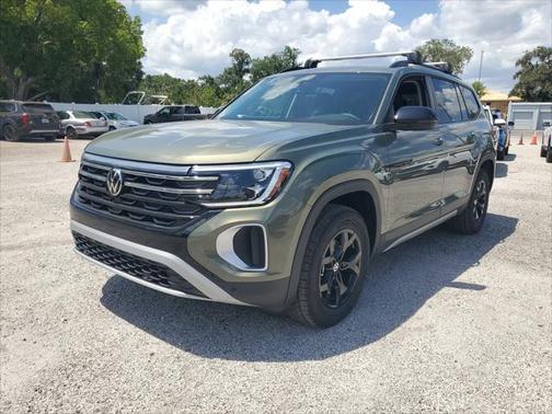 2025 Volkswagen Atlas 2.0T Peak Edition