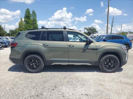 2025 Volkswagen Atlas 2.0T Peak Edition