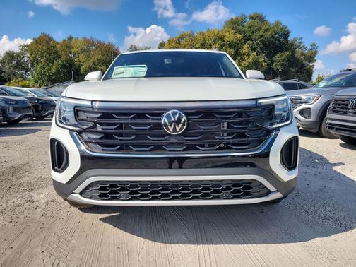 2026 Volkswagen Atlas Cross Sport 2.0T SE