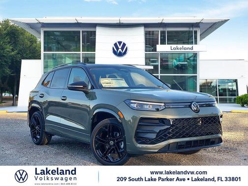 2026 Volkswagen Tiguan 2.0T SE R-Line Black