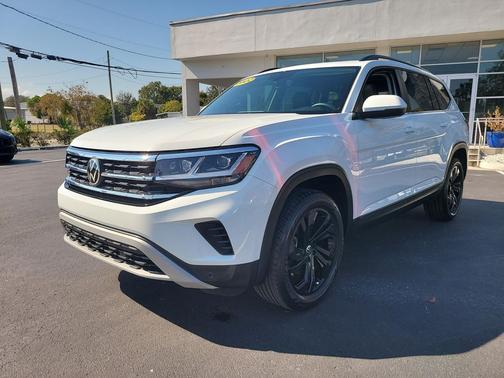 2022 Volkswagen Atlas 2.0T SE w/Technology