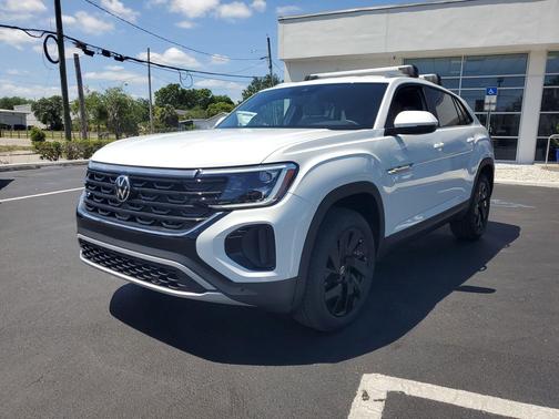 2025 Volkswagen Atlas Cross Sport 2.0T SE w/Technology