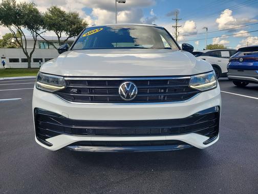 2022 Volkswagen Tiguan 2.0T SE R-Line Black 4MOTION
