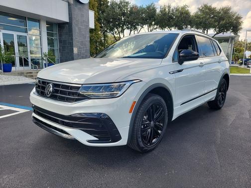2022 Volkswagen Tiguan 2.0T SE R-Line Black 4MOTION