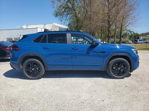 2025 Volkswagen Atlas Cross Sport 2.0T SEL