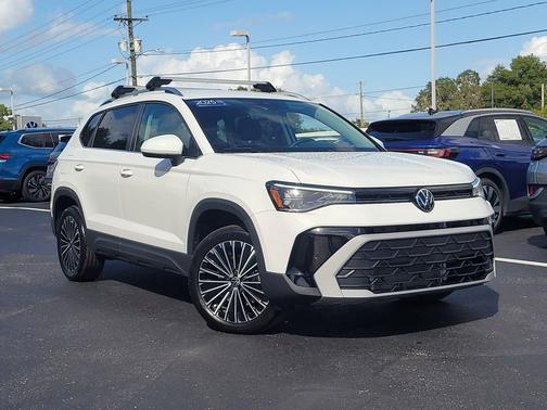2025 Volkswagen Taos 1.5T SE