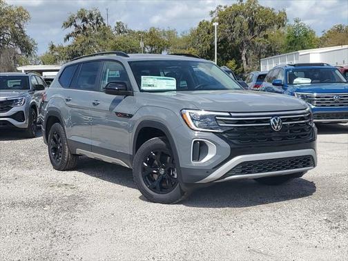 2025 Volkswagen Atlas 2.0T Peak Edition