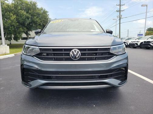2023 Volkswagen Tiguan 2.0T SE R-Line Black