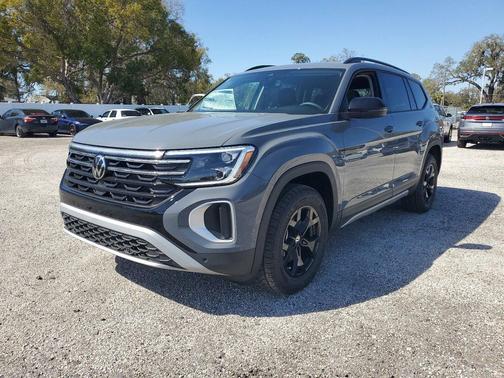 2025 Volkswagen Atlas 2.0T Peak Edition