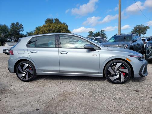 2026 Volkswagen Golf GTI 2.0T S DSG