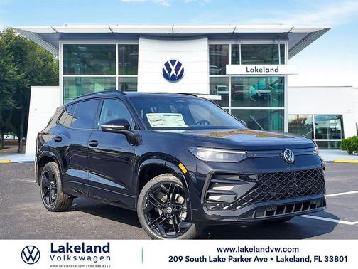 2026 Volkswagen Tiguan 2.0T SE R-Line Black