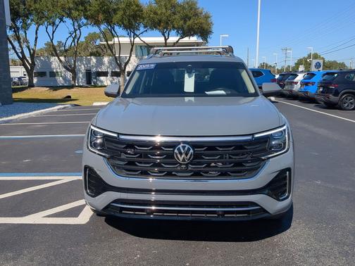 2025 Volkswagen Atlas 2.0T SEL Premium R-Line 4MOTION