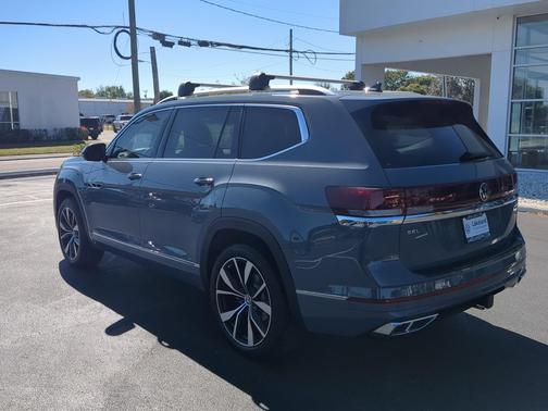 2025 Volkswagen Atlas 2.0T SEL Premium R-Line 4MOTION