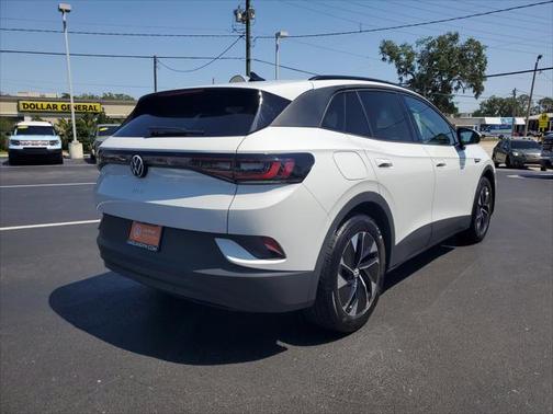 2022 Volkswagen ID.4 Pro