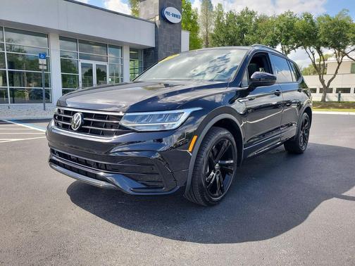 2024 Volkswagen Tiguan 2.0T SE R-Line Black