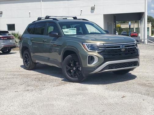 2025 Volkswagen Atlas 2.0T Peak Edition