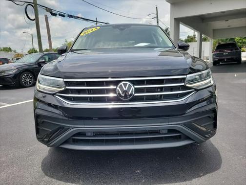 2024 Volkswagen Tiguan 2.0T SE 4MOTION