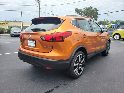 2017 Nissan Rogue Sport SL