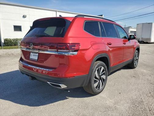 2025 Volkswagen Atlas 2.0T SE w/Technology